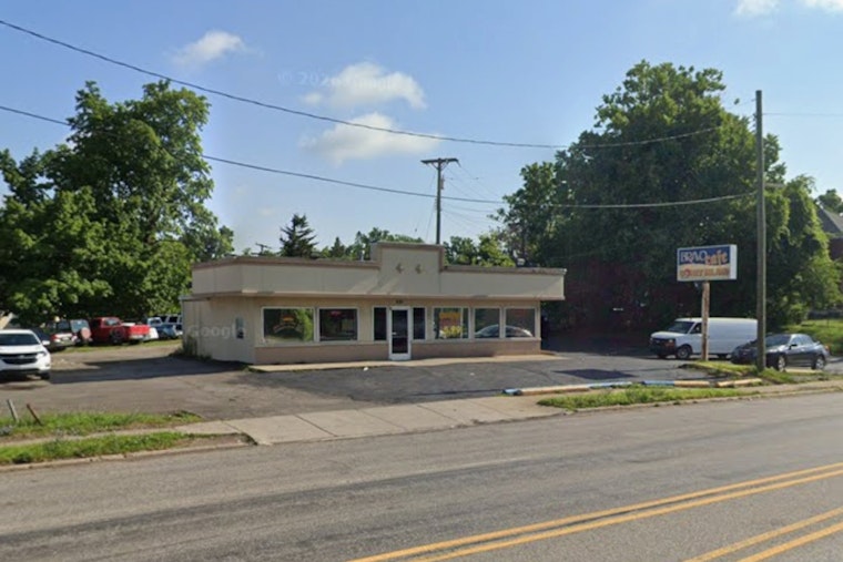Pontiac Coney Boss Says 'Camp' Scam Artist Took Him for $150