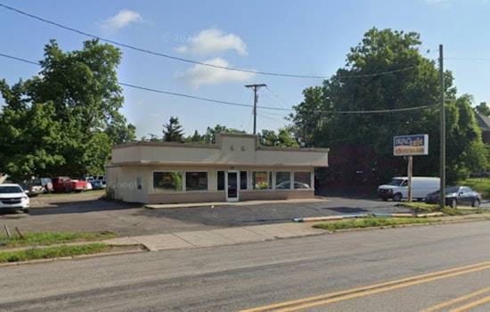 Pontiac Coney Boss Says 'Camp' Scam Artist Took Him for $150