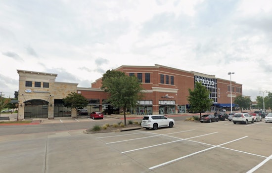 Pop And Pour Plots Bubbly Takeover Of Colleyville Town Center