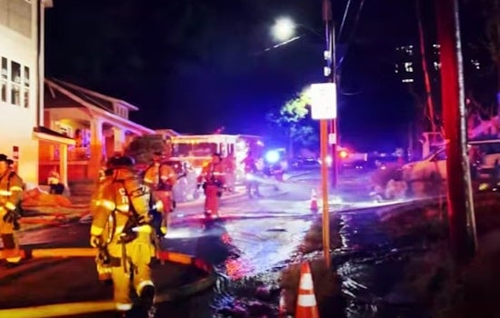 Power Lines Crash As Charlotte Firefighters Charge Into Downtown Blaze