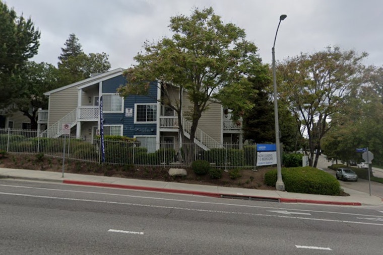Pre-Dawn Brett Place Blaze Jolts Quiet San Pedro Block