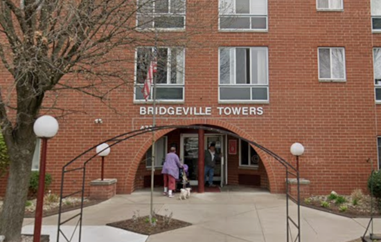 Pre-Dawn Fire Chaos at Bridgeville Towers as Seniors Flee High-Rise