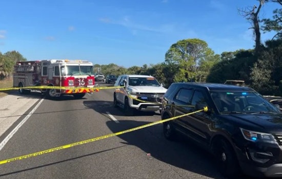 Pre-Dawn I-75 Pole Crash in Sarasota Leaves One Dead