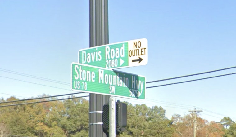 Pre-Dawn Stone Mountain Highway Motorcycle Crash Leaves Man Dead