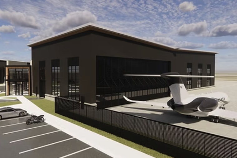 Pricey Jet Nests Poised To Land At Spirit Of St. Louis Airport