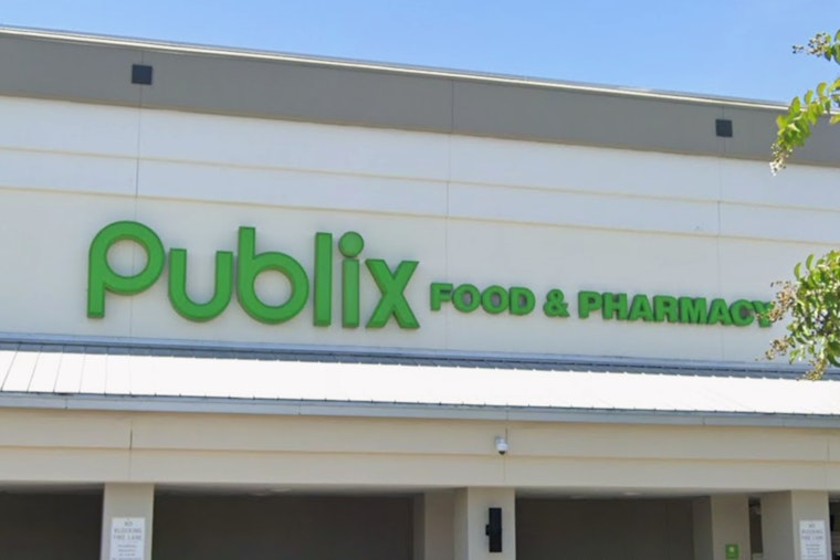 Publix Backs Off Gun-Toting Shoppers in Florida Aisles