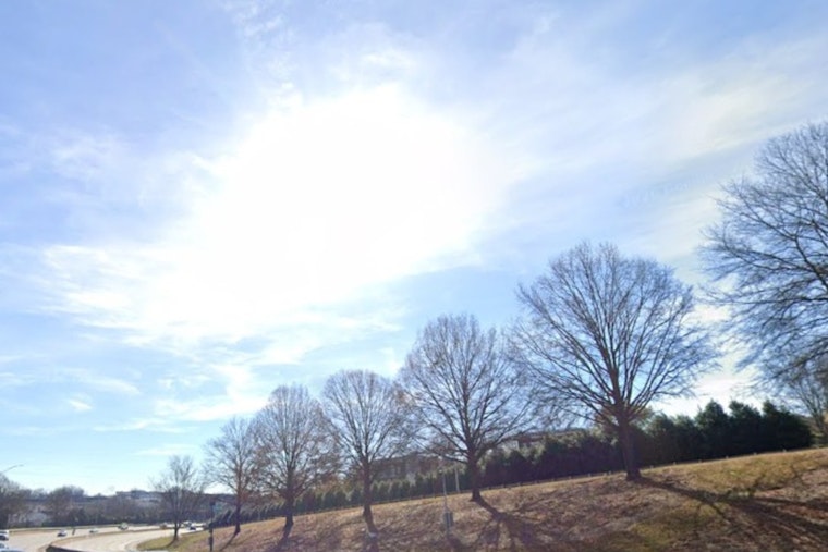 Queen City Basks In Sunday Sun Before Monday Showers Crash Commute