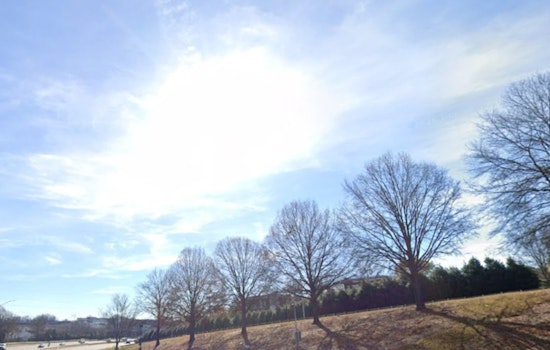 Queen City Basks In Sunday Sun Before Monday Showers Crash Commute
