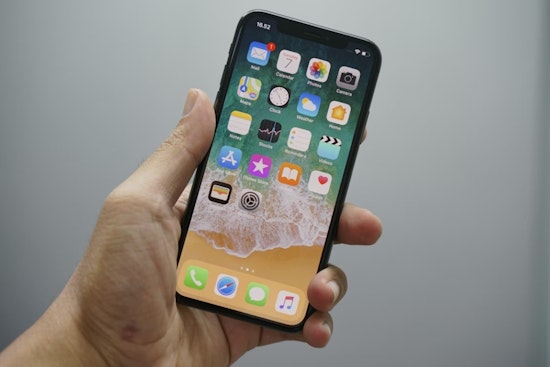 Quiet iPhone Update Slams Door On 'Deleted' Messages Bug