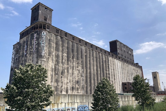 Red Hook Grain Terminal Stuck in Murky Waterfront Limbo Under Quadrozzi