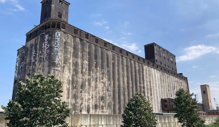 Red Hook Grain Terminal Stuck in Murky Waterfront Limbo Under Quadrozzi