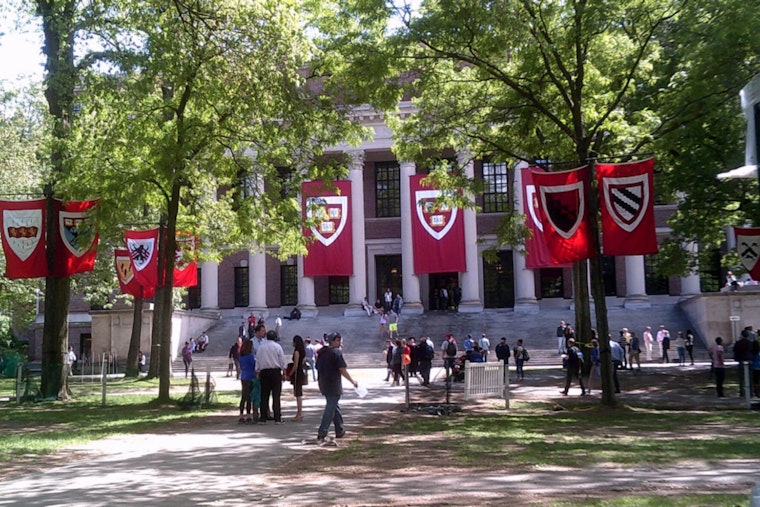 Retiring HBS Profs Walk Off With $1.9 Million, Out-earn Harvard’s President