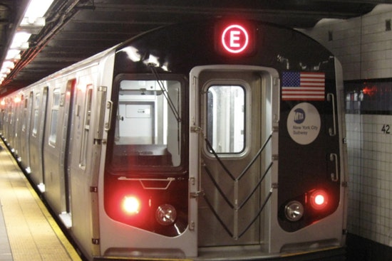 Rush-Hour Shock On Manhattan-Bound E Train After Sex Act Targets Rider