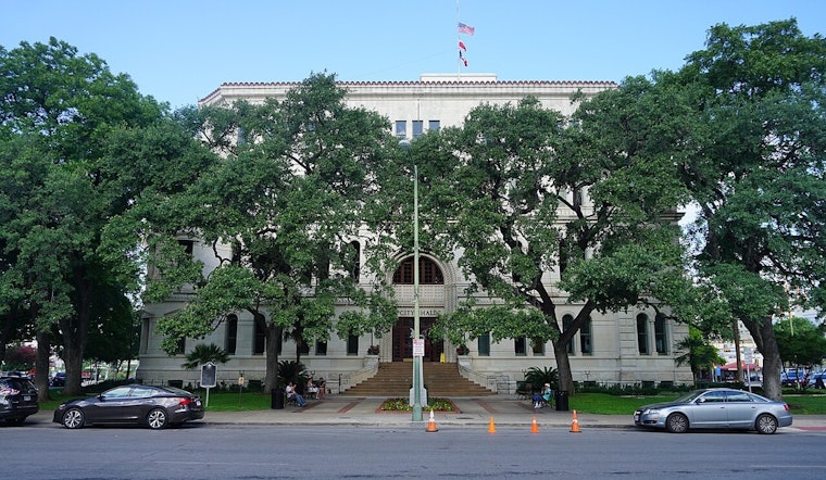 San Antonio ‘Lovin’ Policy’ Puts City Hall In Hot Seat Over Restroom Rules