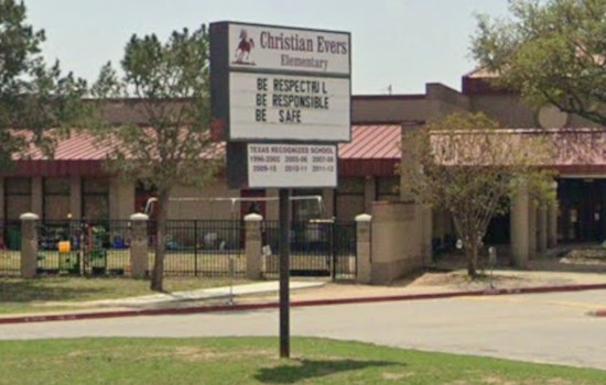 San Antonio Mom Fumes After 7-Year-Old Is Hit Near Evers Elementary