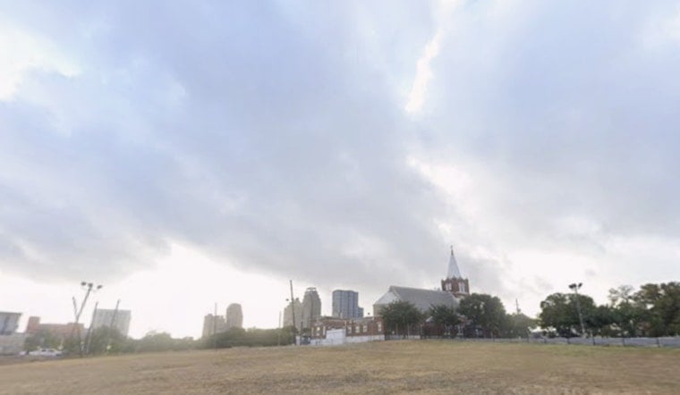 San Antonio Sizzles Into Low 90s as Ozone Alert Clouds the Day