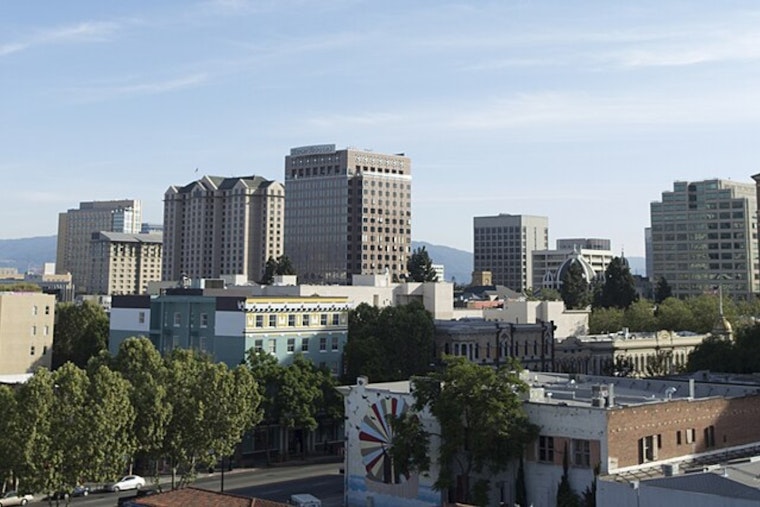 San Jose Wakes in a Fog, Then Sizzles Toward 90 on Monday