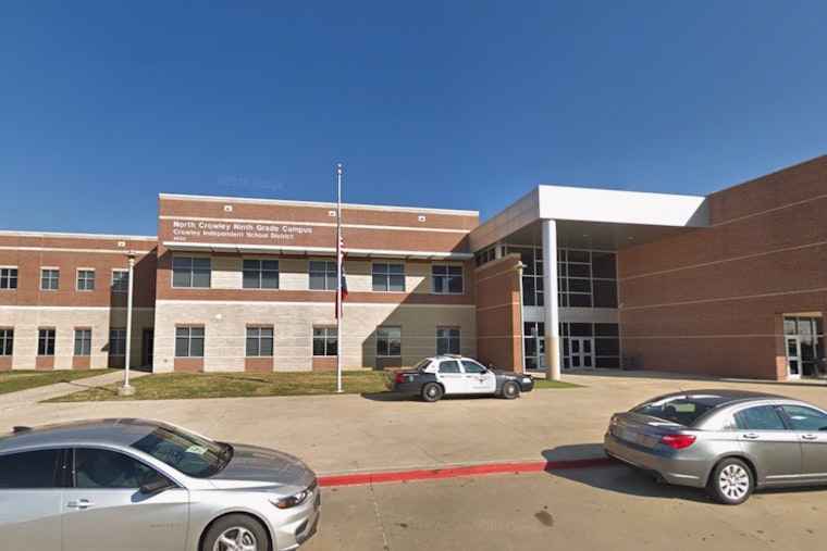 Scalding School Fight Burns Two At North Crowley 9th Grade Campus