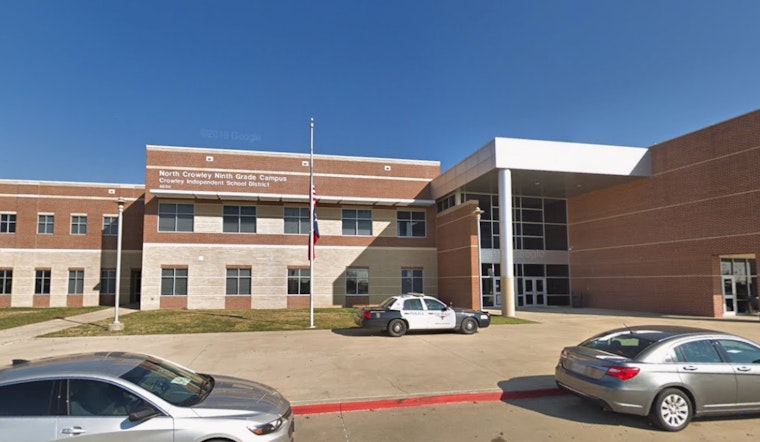 Scalding School Fight Burns Two At North Crowley 9th Grade Campus