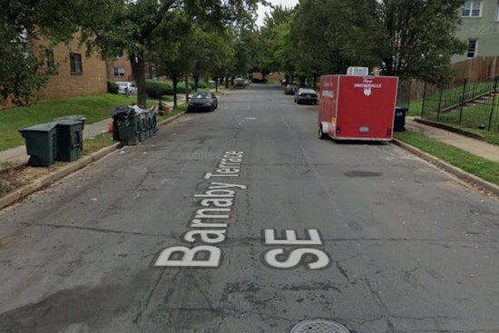 SE D.C. Rowhouse Blaze Injures Firefighter, Drives Family Out