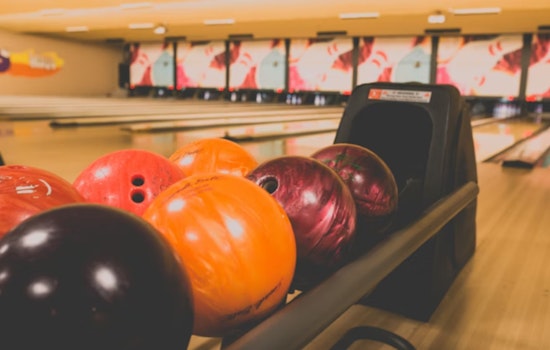 Seattle Bowlers Say Lucky Strike Jacked Up Prices And Guttered Their Game
