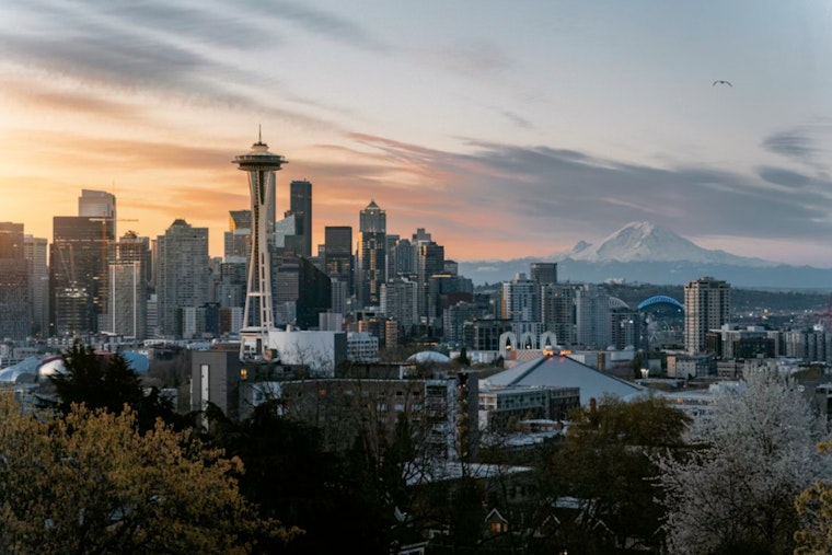 Seattle Piles On Nearly 19,000 New Residents as Growth Taps the Brakes