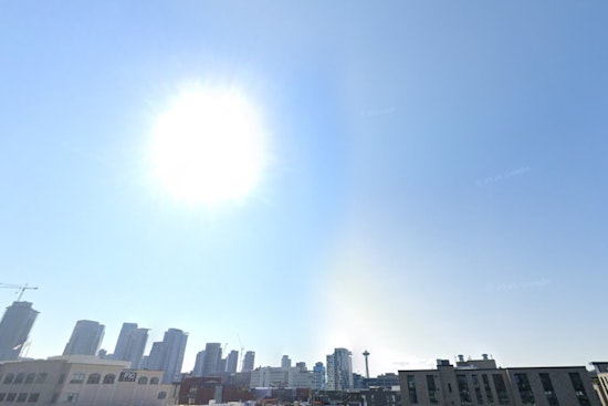 Seattle Soaks Up Midweek Sun Before Friday Showers Crash The Commute