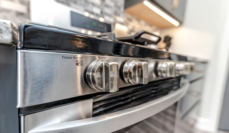 Shattering Oven Doors Rock Kitchens As Consumer Reports Sounds Alarm