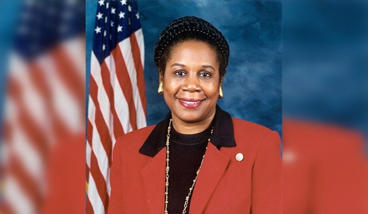 Sheila Jackson Lee Takes Off At IAH As Terminal E Gets New Name