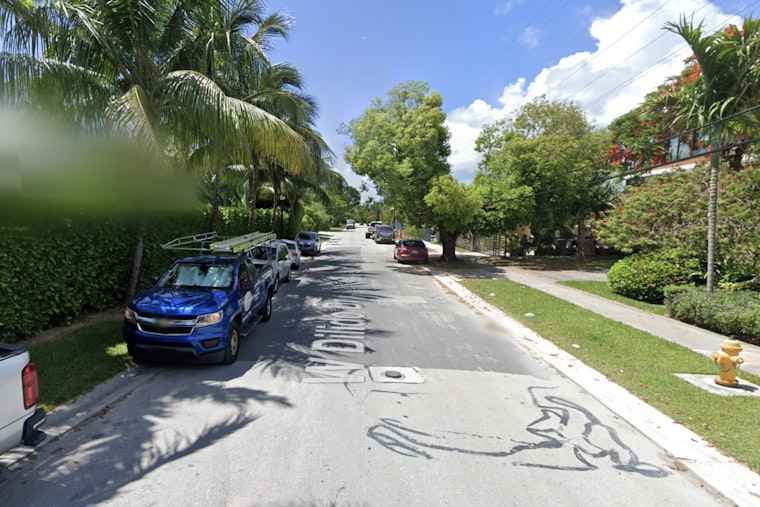 Side-By-Side Di Lido Mega-Mansions Hit $67 Million Under-Contract Splash