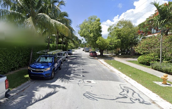 Side-By-Side Di Lido Mega-Mansions Hit $67 Million Under-Contract Splash
