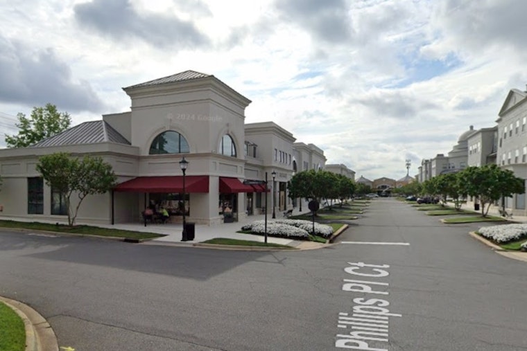 Simon Eyes SouthPark Revamp After $144.8M Phillips Place Purchase