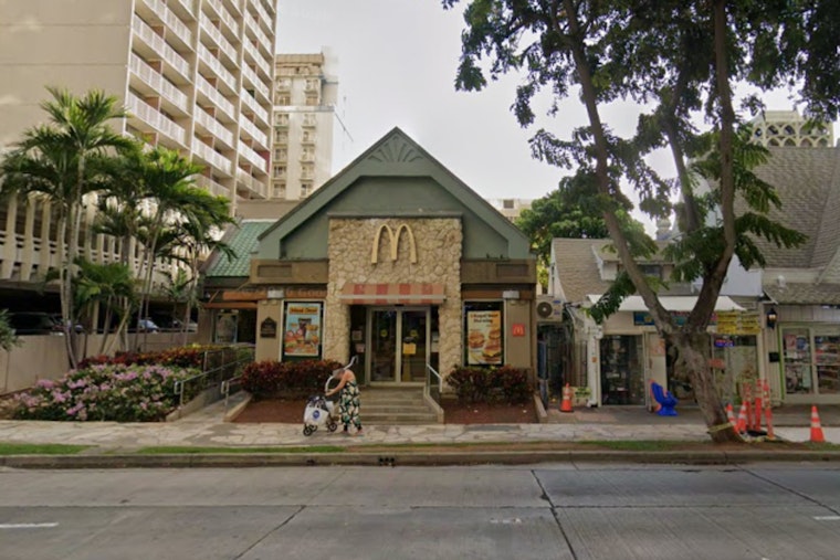 Sirens, Shattered Glass And Late-Night Chaos At Waikiki McDonald’s