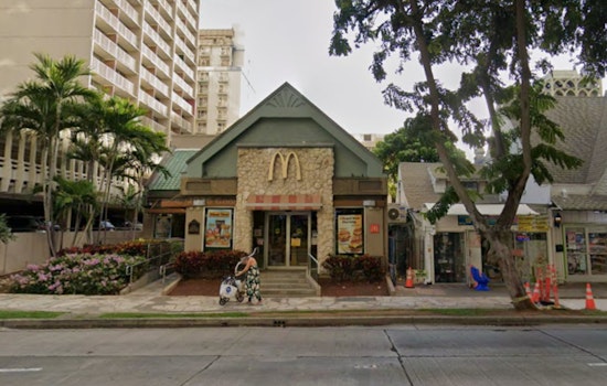 Sirens, Shattered Glass And Late-Night Chaos At Waikiki McDonald’s
