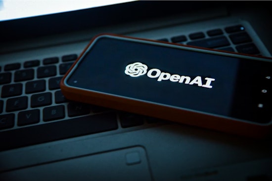 Siri Showdown: OpenAI Threatens To Haul Apple Into Court Over ChatGPT Deal
