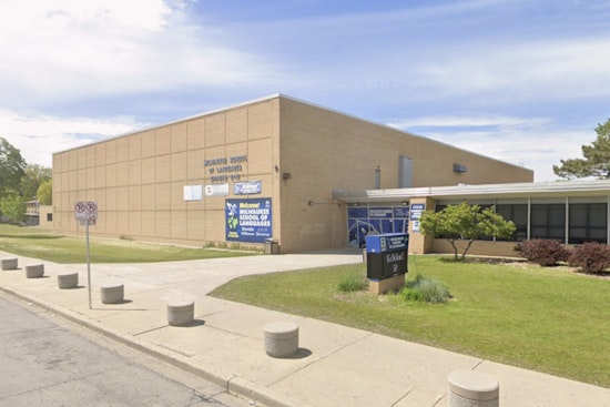 Sixth-Grade Showdown Milwaukee Parents Pack School Over Immersion Shake-Up