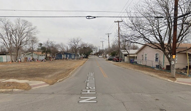 Ski-Masked Gunman Hits North Side Shop in Late-Night Holdup