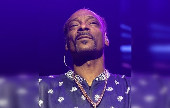 Snoop Dogg Opens S.W.E.D. Shop In Long Beach