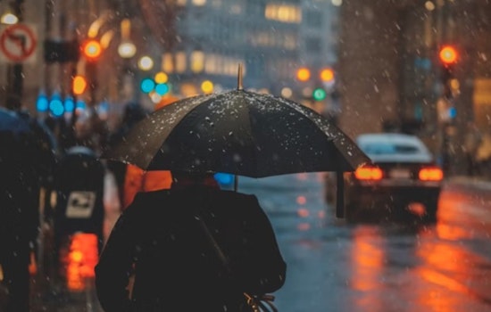 Soaked Sunday as Gusty East Winds and Downpours Drench Atlanta
