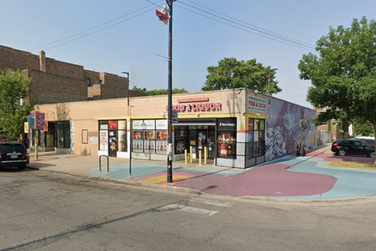 South Chicago Smash-And-Grab Crew Rips ATM From Liquor Store Before Sunrise