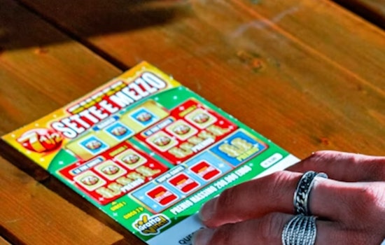 South Elgin Woman Wins $1M On $50 Scratch-Off