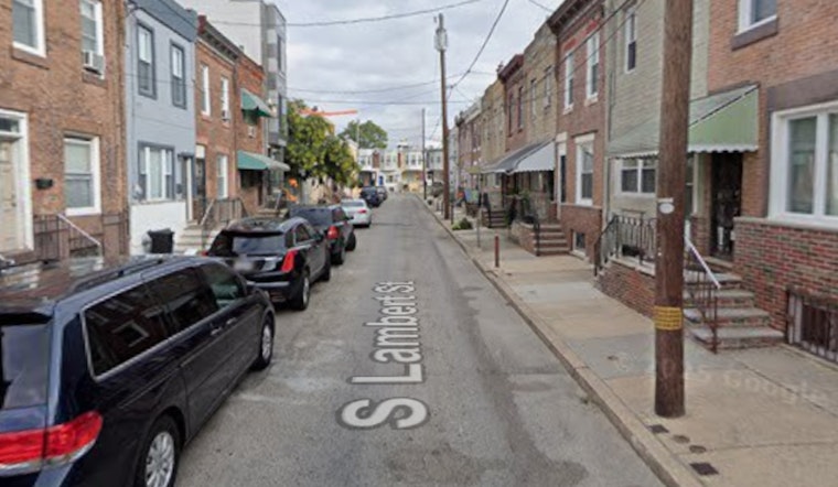 South Philly Block Stung By 10,000 Bees Hiding In Sewer Below Parking Spot