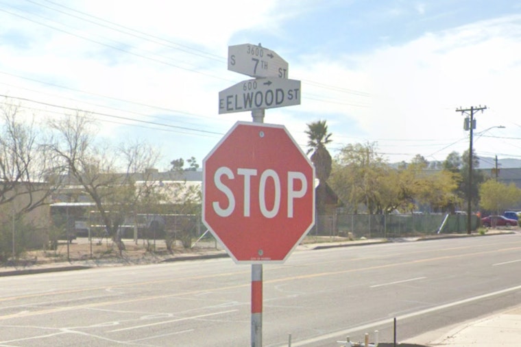 South Phoenix Pedestrian Left Dead As Driver Bolts From 7th Avenue Crash