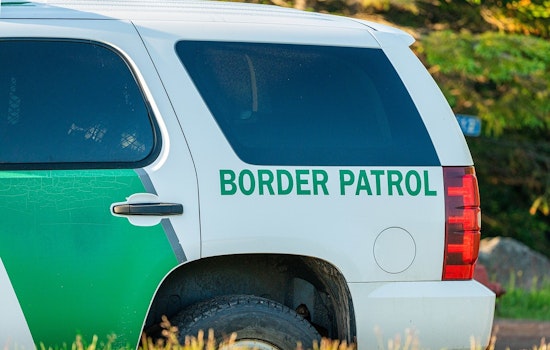 South Texas Checkpoint Busts 42 Migrants In Stifling Big Rig