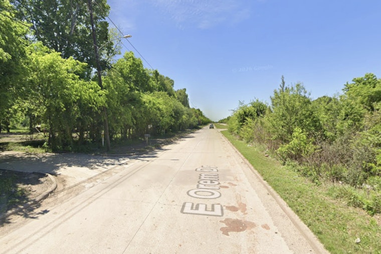 Southeast Houston Horror As SUV Hits Curb On East Orem, Killing Driver