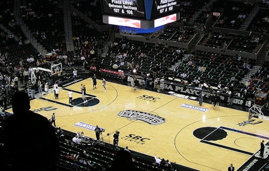 Spurs Stream Move Sparks Freebie Giveaways in San Antonio