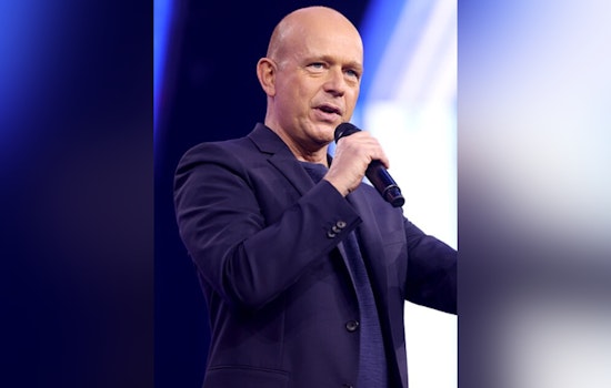 Steve Hilton Takes Aim at California Energy Watchdogs in Bid to Cut Power Bills