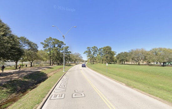 Stolen Houston Fire Engine Wrecks Near Memorial Park As Cops Nab Suspect