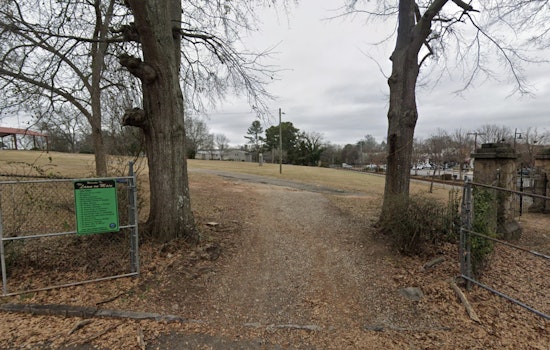 Stone Mountain Showdown: Three Firms Battle To Rebuild Lawn On Main