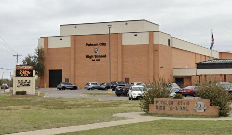 Storm Chaos at Putnam City High Graduation Sends Seniors and Parents Walking Out